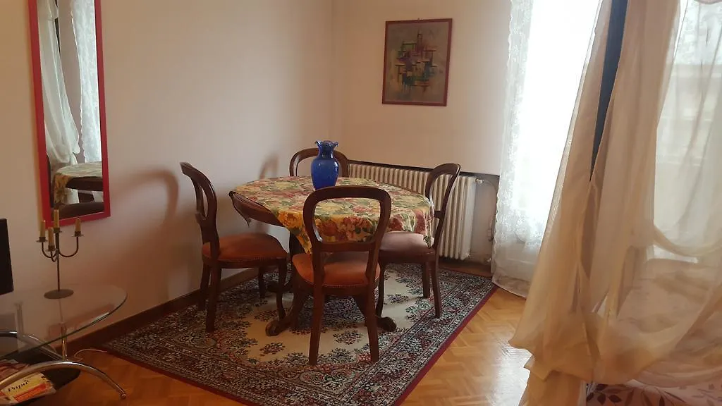 B&B In Arena L' Opera Verona Bed & Breakfast