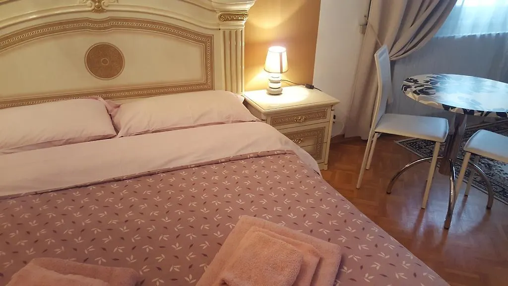 Bed & Breakfast B&B In Arena L' Opera Verona Italy
