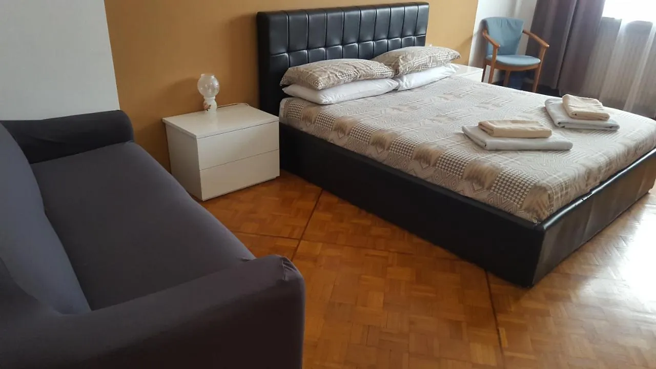 B&B In Arena L' Opera Verona Bed & Breakfast